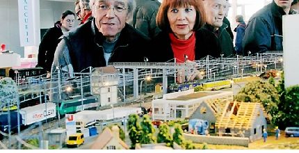 miniatures-et-reductions-demeurent-leurs-passions_
