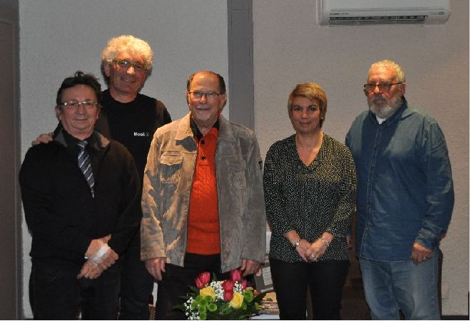 2014-11-14 Remise du 1er Prix Tombola Kyriad (5)